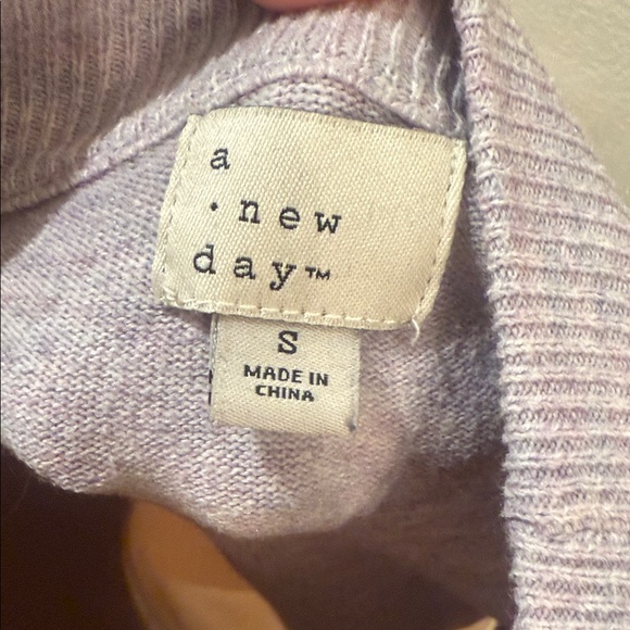 Light Gray/ Purple Sweater - Picture 2 of 2